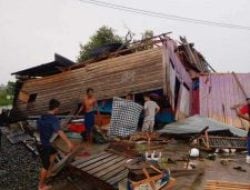 45 Rumah Rusak Akibat Angin Puting Beliung di Luwu, Plt Gubernur: Buffer Stock Dinsos Provinsi Telah Disalurkan