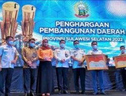 Pemkab Tana Toraja Raih Penghargaan Pembangunan Daerah dari Kemendagri RI