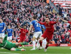 Menang 2-0, Liverpool Bayangi City di Puncak Klasemen, Tenggelamkan Everton ke Zona Degradasi