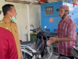 Andi Sudirman Beri Suprise Motor ke Juru Masak Rujab Gubernur dengan Masa Pengabdian 50 Tahun