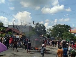 Warga Salassa Luwu Utara Blokade Jl. Trans Sulawesi Hingga Sebabkan Macet Sampai 4 Jam, Ada Apa Yah?