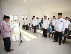 Wali Kota Lantik Asir Mangopo sebagai Ketua Pengurus Masjid Agung Palopo