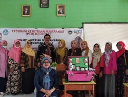 Dosen UNM Pelatihan Merias Wajah Geriatrik di Majene, Dr A. Nur Maida: Khusus Ibu-ibu 45 Tahun ke Atas Supaya Terlihat Lebih Muda
