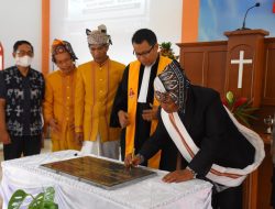 Bupati Enrekang Muslimin Bando Resmikan Gedung Gereja Toraja Jemaat Imanuel