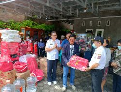 Buffer Stok Logistik Pemprov Sulsel disalurkan untuk Korban Kebakaran di Ariang Tana Toraja