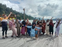 Wow, Lihat Keseruan Hj Mega Owner Hotel Bukit Indah Gelar Family Gathering di Torau Resort Tentena