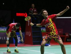 LUAR BIASA! Ganda Putra Pastikan All Indonesian di Semifinal Singapore Open 2022 Usai Fajar/Rian Kalahkan Hee/Loh