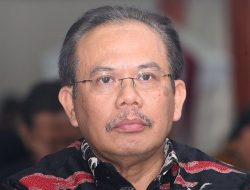 Prof Aswanto Hakim MK Asal Tana Luwu Dicopot, DPR: Kinerjanya Mengecewakan
