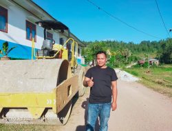 Tak Dilirik Pemkab Tana Toraja, Jalan Rusak Terpaksa Diperbaiki Secara Swadaya Warga dan Perantau Batualu