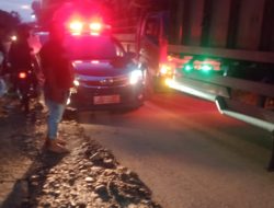 Ambulance Pembawa Jenazah dari Kolaka Terjebak Macet di Jalan Alternatif