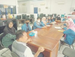 Mahasiswa ATI Dewantara Belajar Standarisasi Informasi Berita di Palopo Pos