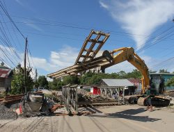 Update Jembatan Rampoang di Palopo, Gubernur Andi Sudirman: Tahap Pemasangan Rangka Bailey