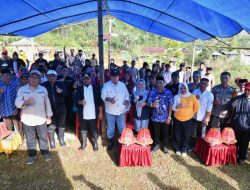 Warga Topidi Gowa: Terima Kasih Bantuannya Pak Gubernur Andi Sudirman