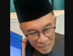 Nomor Jokowi Hampir Bocor saat Telepon PM Malaysia Anwar Ibrahim