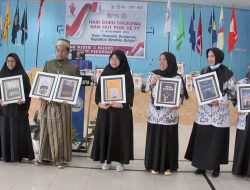 Di Hari Guru Nasional, SMKN 2 Palopo Soft Launching Buku-buku Karya Para Guru