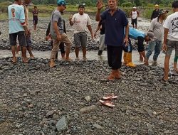 Warga Desa Tanarigella, Kec Bua Gotong Royong Bersihkan Sungai