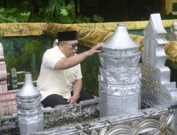 Usai Hadiri Haul ke-71 Puang Rukka di Bantimurung, IAS Ziarah Makam Puang Mala