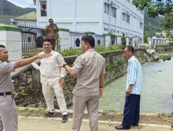 Legislator Aris Munandar Dorong Perbaikan Talud di Balandai
