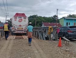 Sopir Keluhkan Dugaan Pemalakan di Jembatan Rampoang