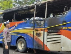 Bus Piposs dari Palopo  Terbakar di Sidrap