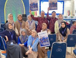 Momentum Milad ke-60 Unismuh Makassar, Prodi Komunikasi Luncurkan Majalah Mahasiswa IKOMPOST