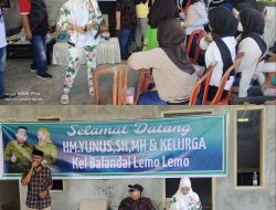 HM Yunus, SH, MH dan Istri Menyerahkan Sapi Kurban di Balandai Lemo Lemo