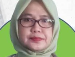 Dosen Universitas Andi Djemma Palopo Ince Rahmah Ismail Meraih Doktor Sosiologi ke-207 Pascasarjana UNM