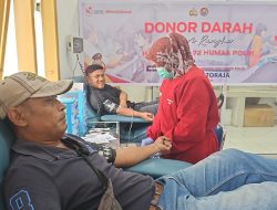 Sambut HUT Humas Polri ke-72, Polisi dan Jurnalis di Toraja Donor Darah
