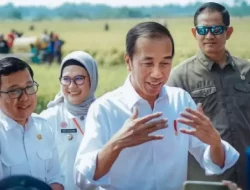 Gestur Kepala Jokowi Beri Sinyal, Demokrat Bakal Dapat Jatah Menteri Reshuffle Pekan Ini