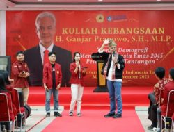 Bawa Kuliah Umum di UKI Toraja, Ganjar Pranowo Motivasi Anak Muda Kreatif