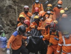 Terjebak Erupsi Gunung Merapi, 11 Pendaki Ditemukan Tewas