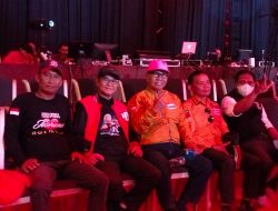 Di Arena Kampanye, Pendukung Capres Nomor 3 Pakai Baju Toleransi Holistik