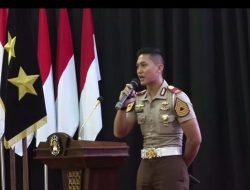 Anak Bungsu Irjen Pol (P) Drs Frederik Kalalembang Tampil Memukau di Seminar Akpol Semarang