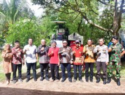 Pj Wali Kota Palopo Serahkan Bantuan Alsintan Untuk Dua Kelompok Tani, Asrul Sani: Manfaatkan dengan Sebaik-baiknya