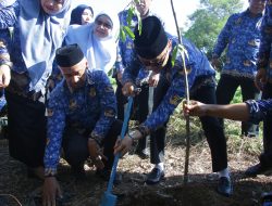 Pj Gubernur Prof Zudan Canangkan Gerakan Sulsel Menanam, Satu Pohon Tiap KK