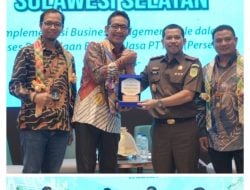 Kajati Sulsel Agus Salim Menjadi Pembicara Sosialisasi Hukum Implementasi Business Judgement Pengadaan Barang/Jasa PT PLN