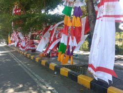 Pedagang Atribut Merah Putih Mulai Marak