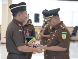 Budi Nugraha Resmi Jabat Kajari Lutim, Berikut Profil dan Sepak Terjangnya