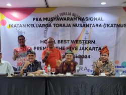 Jelang Munas Perdana IKATNus, Ketum Irjen Pol (P) Drs Frederik Kalalembang Buka Forum Pra Munas