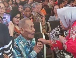 Gala Dinner Reuni Akbar Alumni SMAKARA di UpperHills, Hetty Koes Endang : Saya Hadir Disini Demi Sekolah Ini