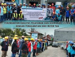 PLN ULP Rantepao Tingkatkan Kualitas Pelayanan dan Keamanan Listrik dengan Lakukan Penggantian kWh Meter Tua di Kelurahan/Lembang Toraja Utara