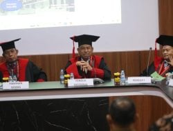 Sidang Promosi Doktor STIE Amkop Undang Kepala LLDIKTI IX Dr. Andi Lukman Jadi Penguji Eksternal