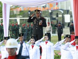 Kapolres Palopo Irup Upacara Penurunan Bendera HUT ke-79 RI