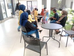 Emak-emak Demo Developer Harmoni Songka