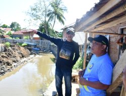 Pj Wali Kota Bersama Kadis PUPR Tinjau Proyek Normalisasi Sungai