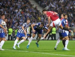 Liga Europa: Drama 6 Gol Porto vs Manchester United, Bruno Fernandes Kartu Merah