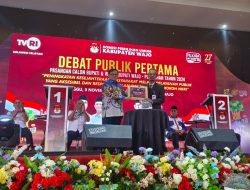 WR II Unismuh Makassar Prof Andis Panelis Debat Perdana Pilkada Wajo 2024