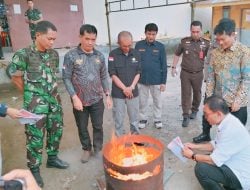 KPU Toraja Utara Musnahkan Ratusan Kertas Suara Rusak, Sehari Sebelum Pencoblosan