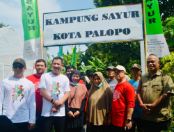 Pembuatan Batako dan Pupuk Cair dari Sampah di Kampung Sayur