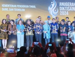 UMPALOPO RAIH ANUGERAH DIKTISAINTEK 2024KATEGORI PT DENGAN KELAS KOLABORASI TERAKTIF